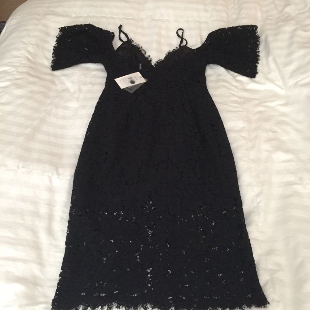NWT Bardot Karlie black lace cold shoulder dress - Picture 6 of 8